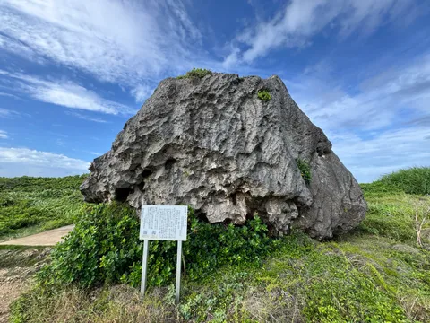 東平安名崎｜強風と荒波が作り出す、宮古島の雄大な絶景