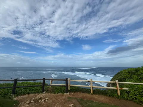 東平安名崎｜強風と荒波が作り出す、宮古島の雄大な絶景